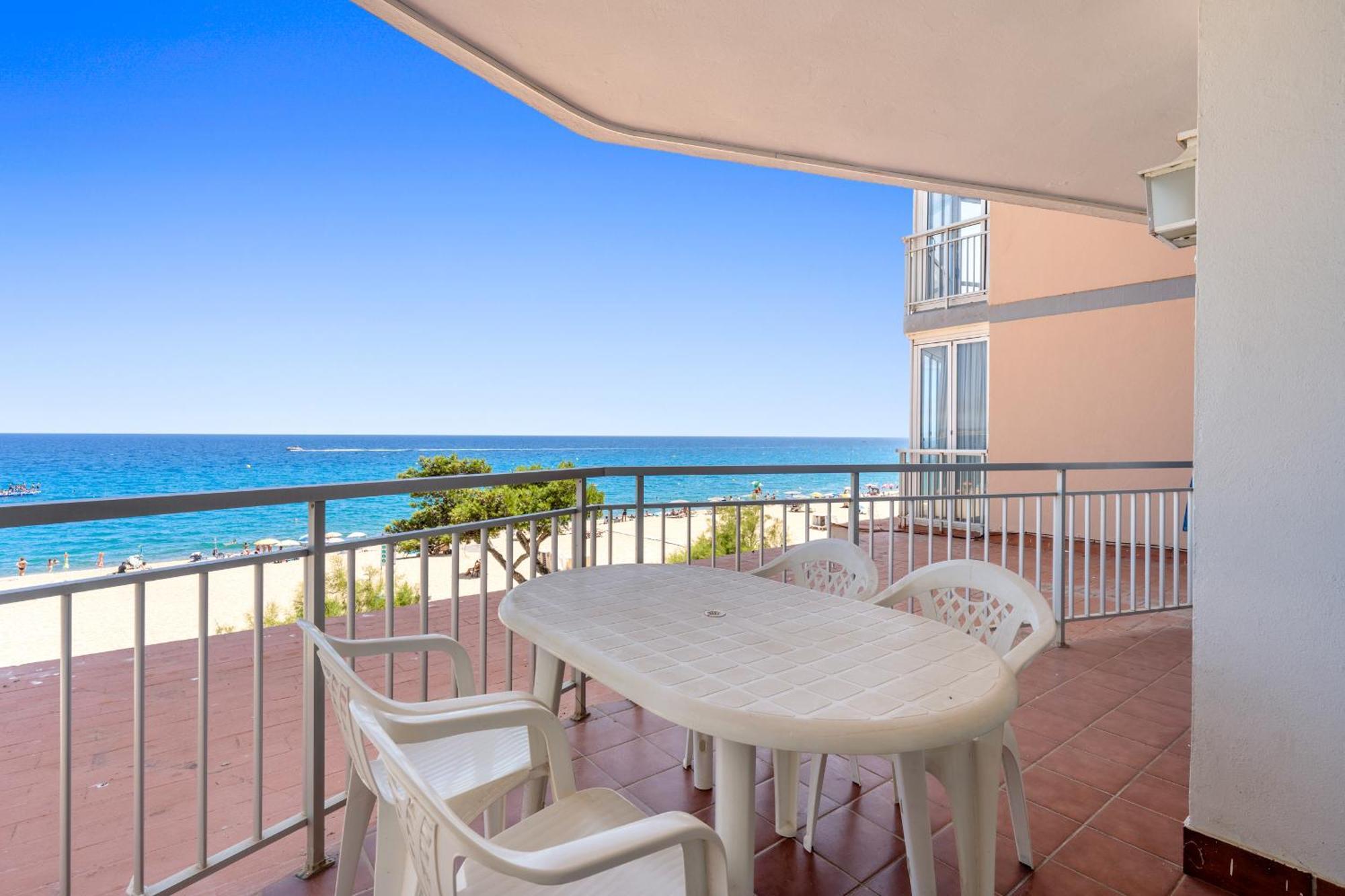 Hauzify I Apartament Cannes Platja d'Aro Exterior photo